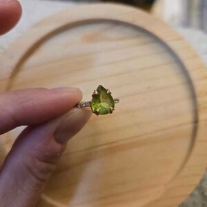 Elegant Green Peridot Ring Size 5